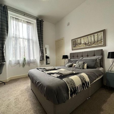 City Lights Apartment Единбург Екстериор снимка