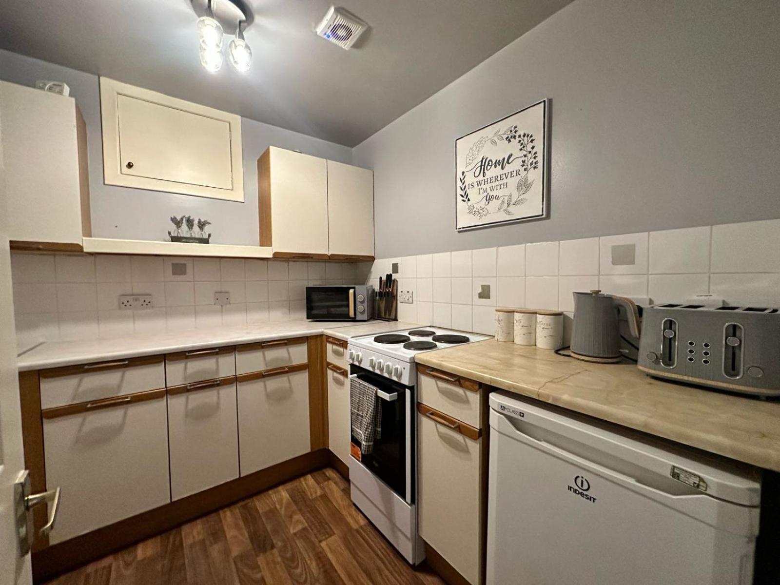 City Lights Apartment Единбург Екстериор снимка